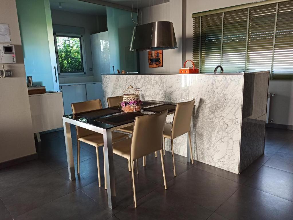 Casa Del Pueblo Villa Montichelvo Eksteriør bilde